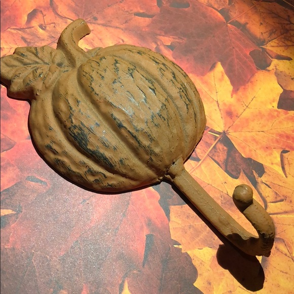 Cast iron pumpkin hook wall decor heavy quality - Picture 2 of 8